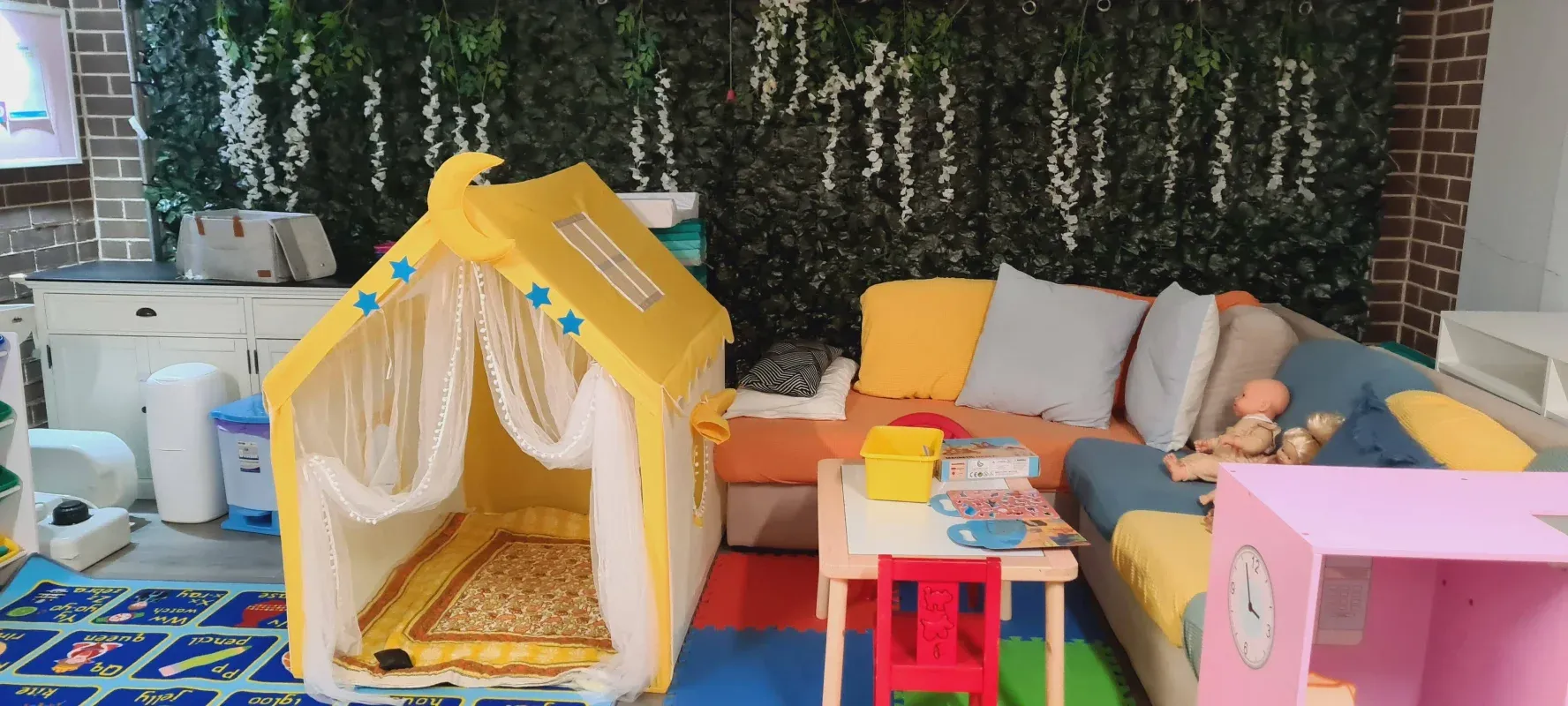 small kids house and sofa for kids